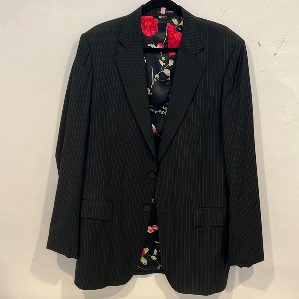 Howe blazer. Vintage 2007. Lightly worn , amazing inside artwork. 44R